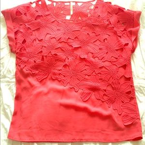 NWOT Short sleeved coral blouse w/flower accents
