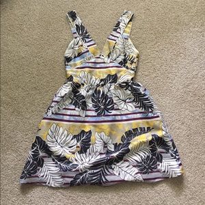 H&M tropical dress, size 6