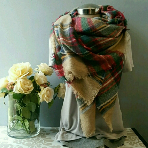 🌟LAST ONE🌟tartan oversized blanket scarf - Picture 2 of 4