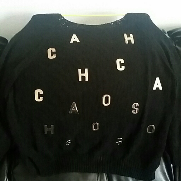 Oversized "Chaotic" H&M Sweater!