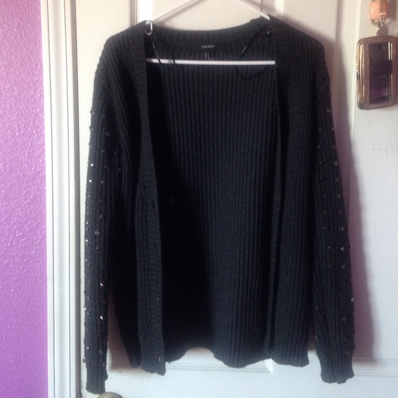 Knitted oversized cardigan