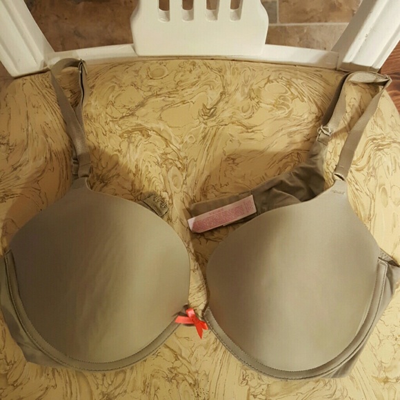 VS heavily padded push up bra