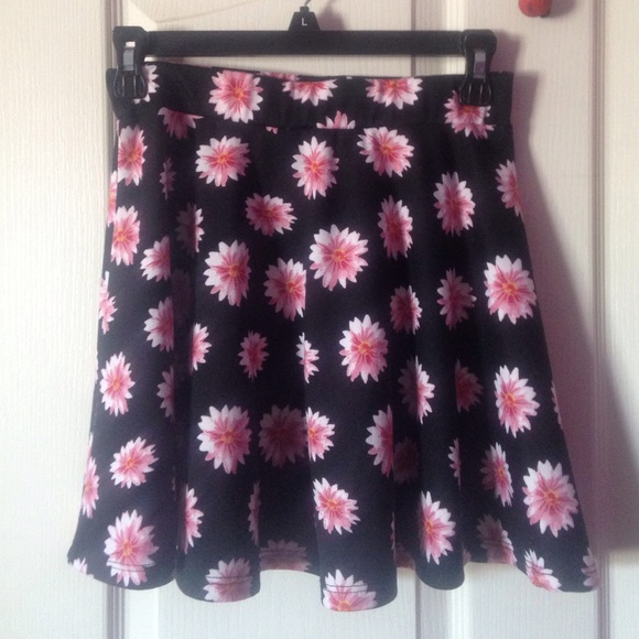 Floral skater skirt