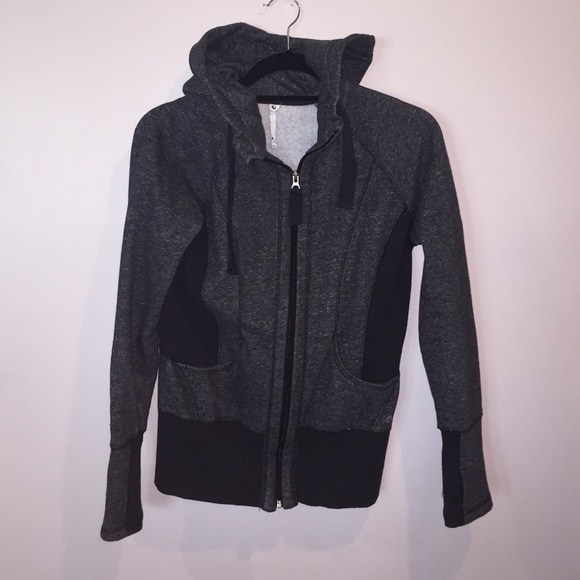Gray sweatshirt
