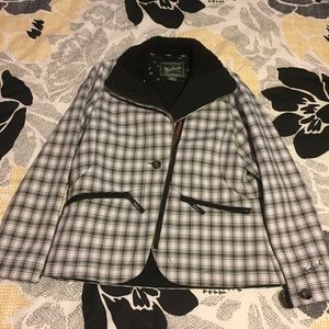 NWOT Woolrich women's black white plaid jacket