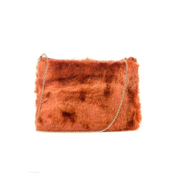 SALE 🌿Furry Friend Faux Fur Clutch🌿 NEW