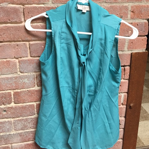 blue blouse