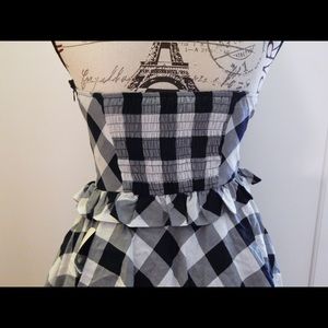 Forever 21 Dresses - Forever 21 Black & White Gingham Dress SZ M NWOT Forever 21 Dresses - Forever 21 Black & White Gingham Dress SZ M NWOT