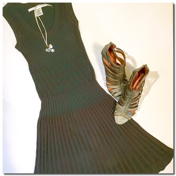 Max Studio Dresses & Skirts - FINAL SALE Max Studio Knit Dress