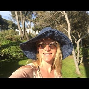 Meet your Posher, Bridget