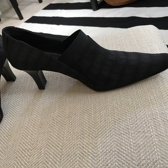 Black heels-LizClaiborne