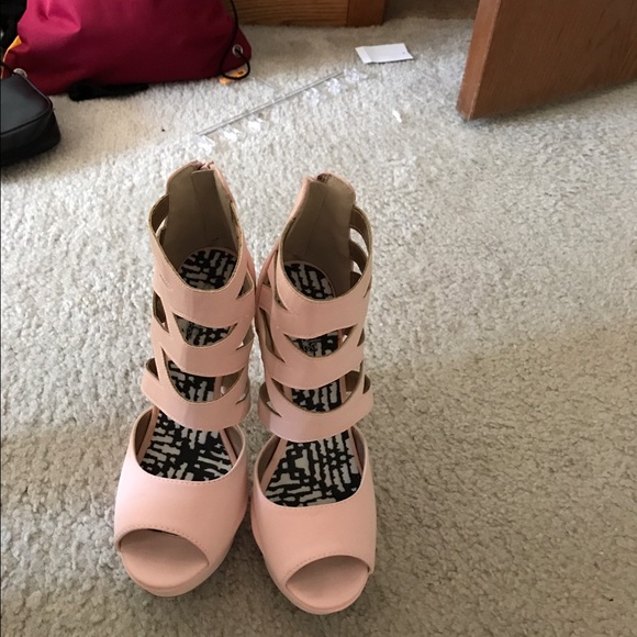 Shoes - Picture 2 of 2