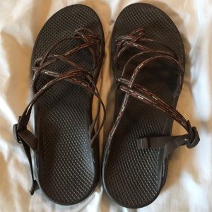 Size 10 brown Chaco's