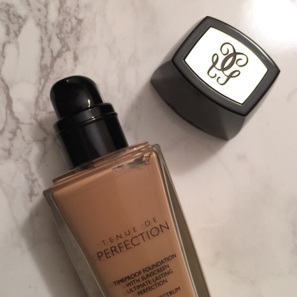 Guerlain Tenue de Perfection Foundation 03