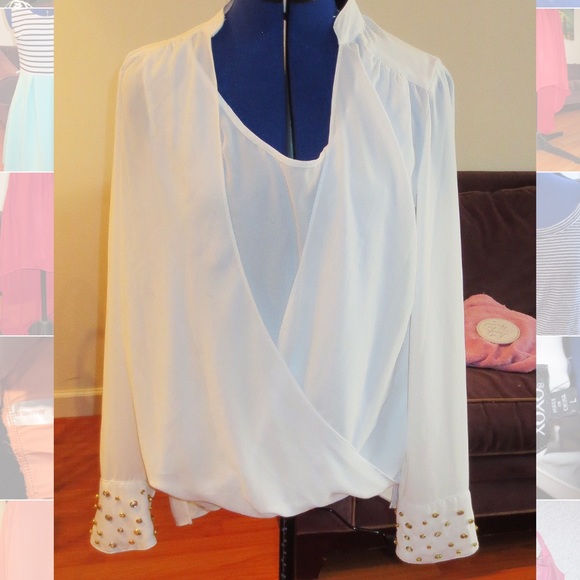 🔻PRICE DROP🔻long sleeve blouse - Picture 2 of 4