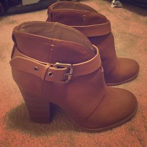 Women's booties
