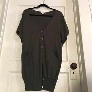 Slouchy short sleeve sweater