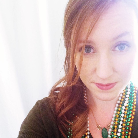 Meet your Posher, Courtney - Picture 2 of 4