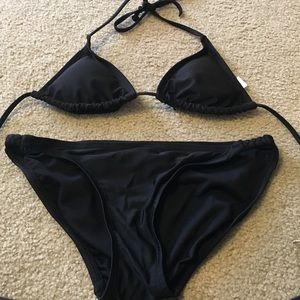 Black bikini