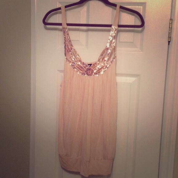 Sequin tank