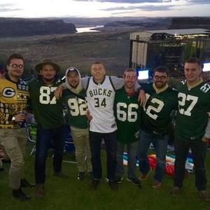 Meet your Posher, Lincoln