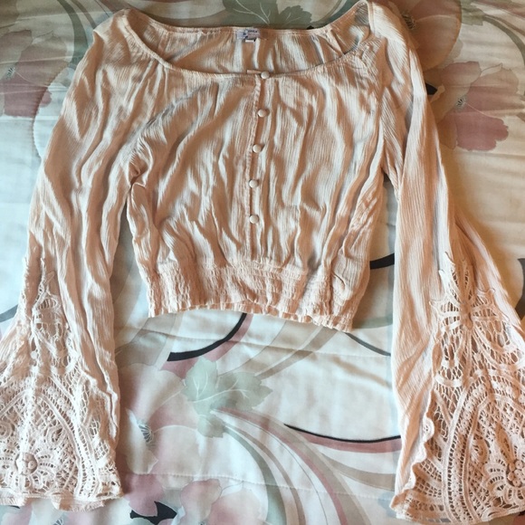 Boho bellsleeve croptop