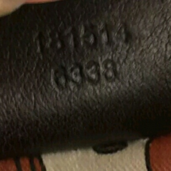 ❌SOLD❌100% Guaranteed Authentic Gucci Signora - Picture 4 of 7