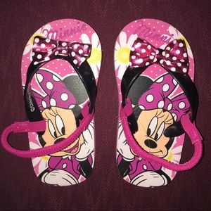 Minnie Mouse flip flops