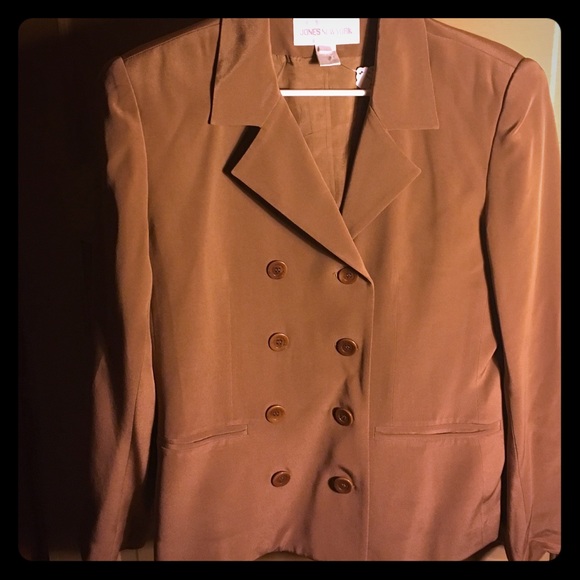 Brown silk Jones New York skirt suit