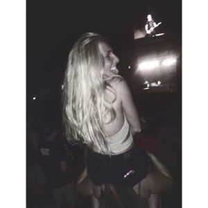 Meet your Posher, Olivia