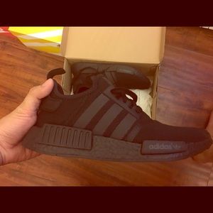 Adidas nmd R1 Tripple black Size 8.5