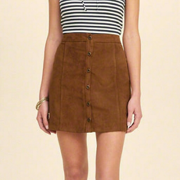Size 5 Hollister suede skirt