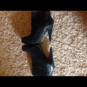 💠 Like New Gianni Bini Booties 💠💰❗️SALE❗️