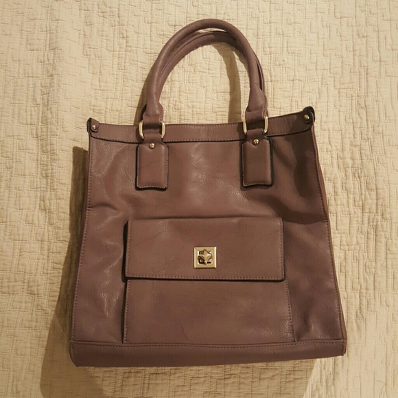 Perfect for fall shoulder bag