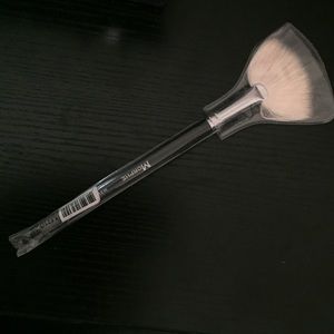M310 Morphe large fan brush