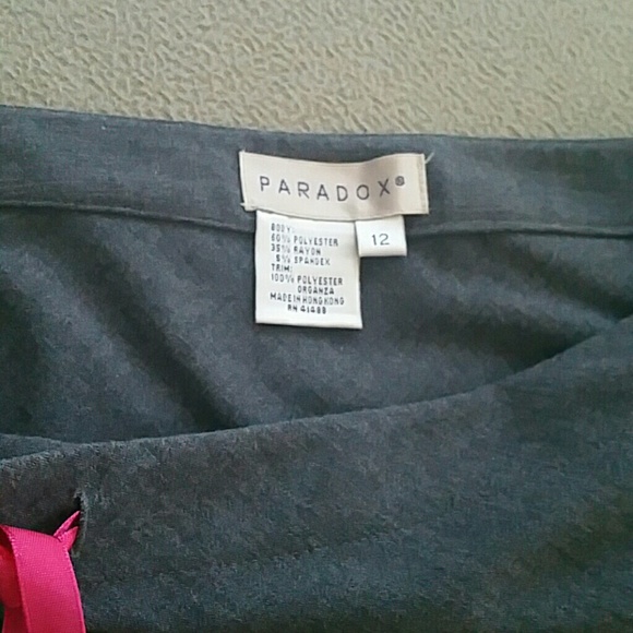 Grey skirt with embroidery - Picture 4 of 4