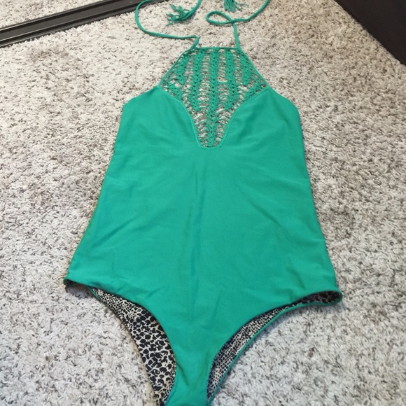❌SOLD❌Acacia XL Teahupoo