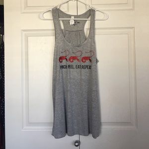 Graphic tank