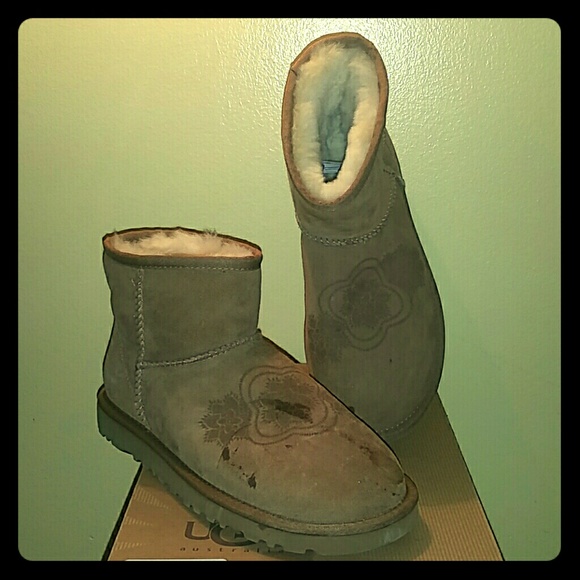 UGG Classic Mini Kimono