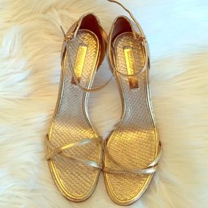 Gold Snakeskin BCBG MaxAzria sandals size 37.5/7.5