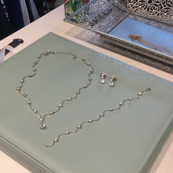 Lia Sophia Wedding bells jewelry set