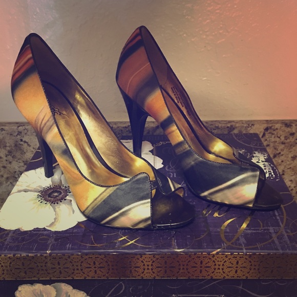 Size 9 Carlos Santana Open Toe Pumps.  Used.