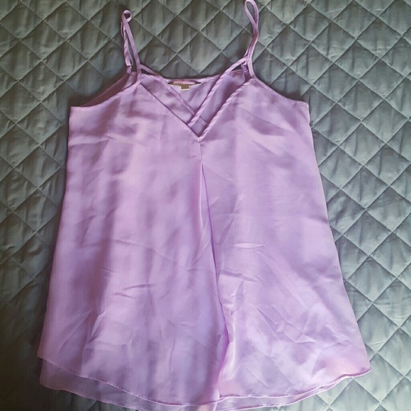 Guess flowy tank with criss cross neckline - Picture 1 of 1