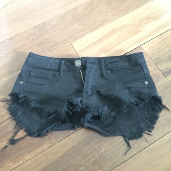 black jean shorts