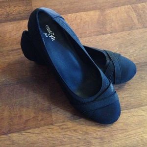 East 5th flex black wedge dress shoes