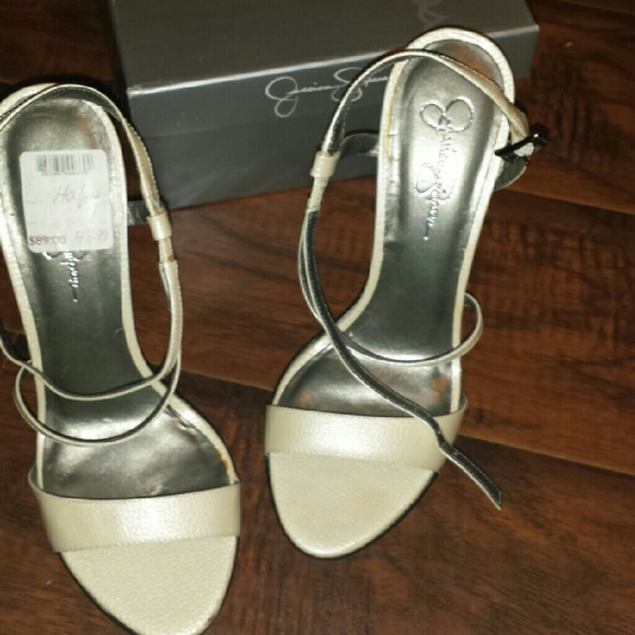 Black & Cream heels