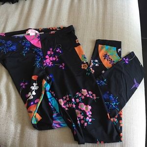 Versace from H&M leggings