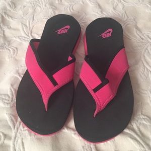 Nike flip flops