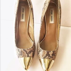 Steve Madden Snake Skin Pumps
