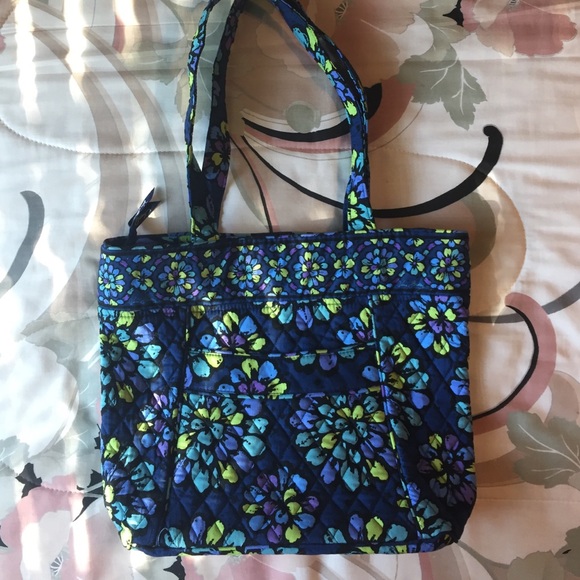 Vera Bradley tote bag